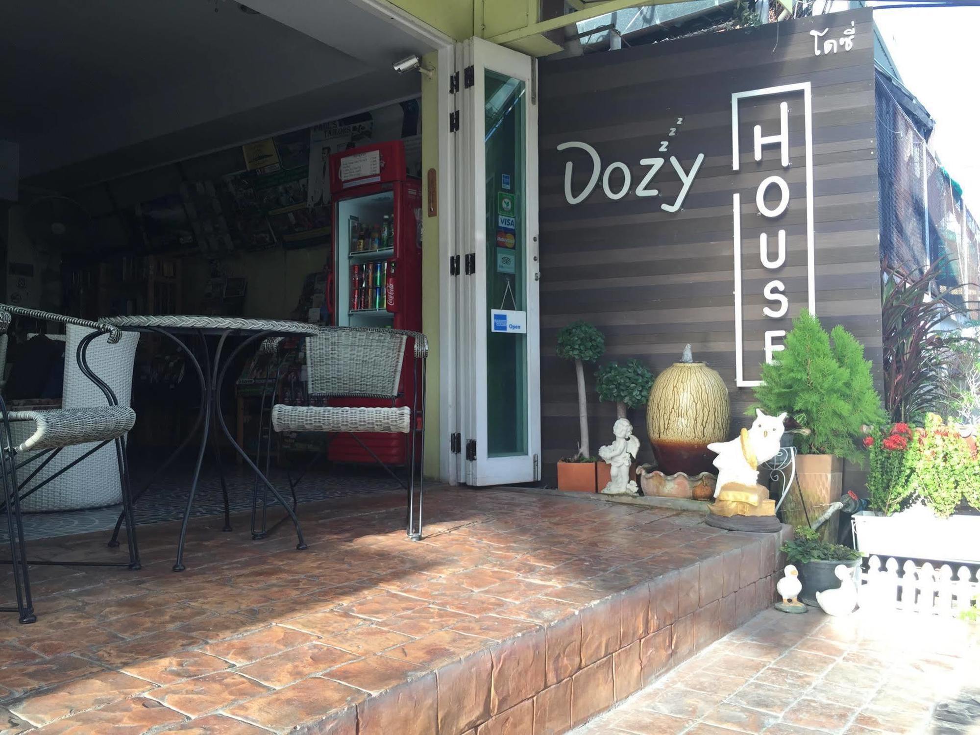 Dozy Lamoon House Hotell Chiang Mai Exteriör bild