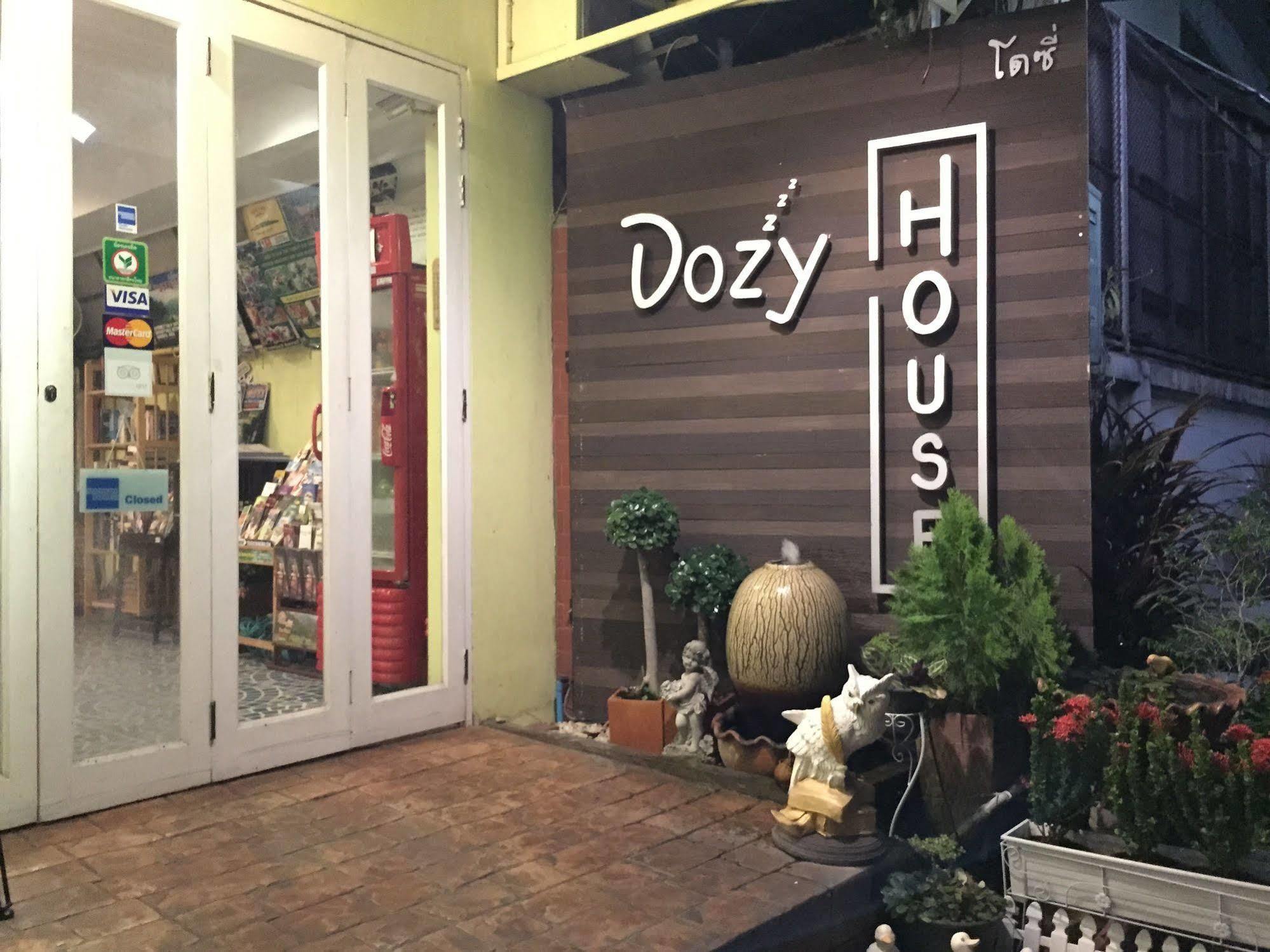 Dozy Lamoon House Hotell Chiang Mai Exteriör bild