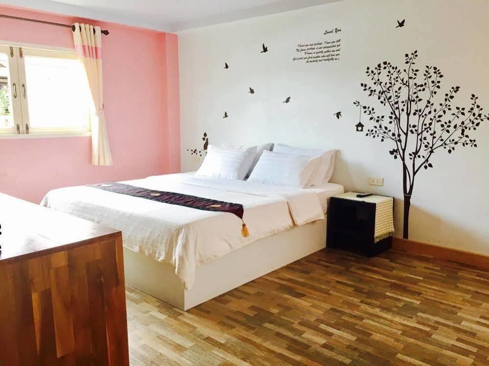 Dozy Lamoon House Hotell Chiang Mai Exteriör bild