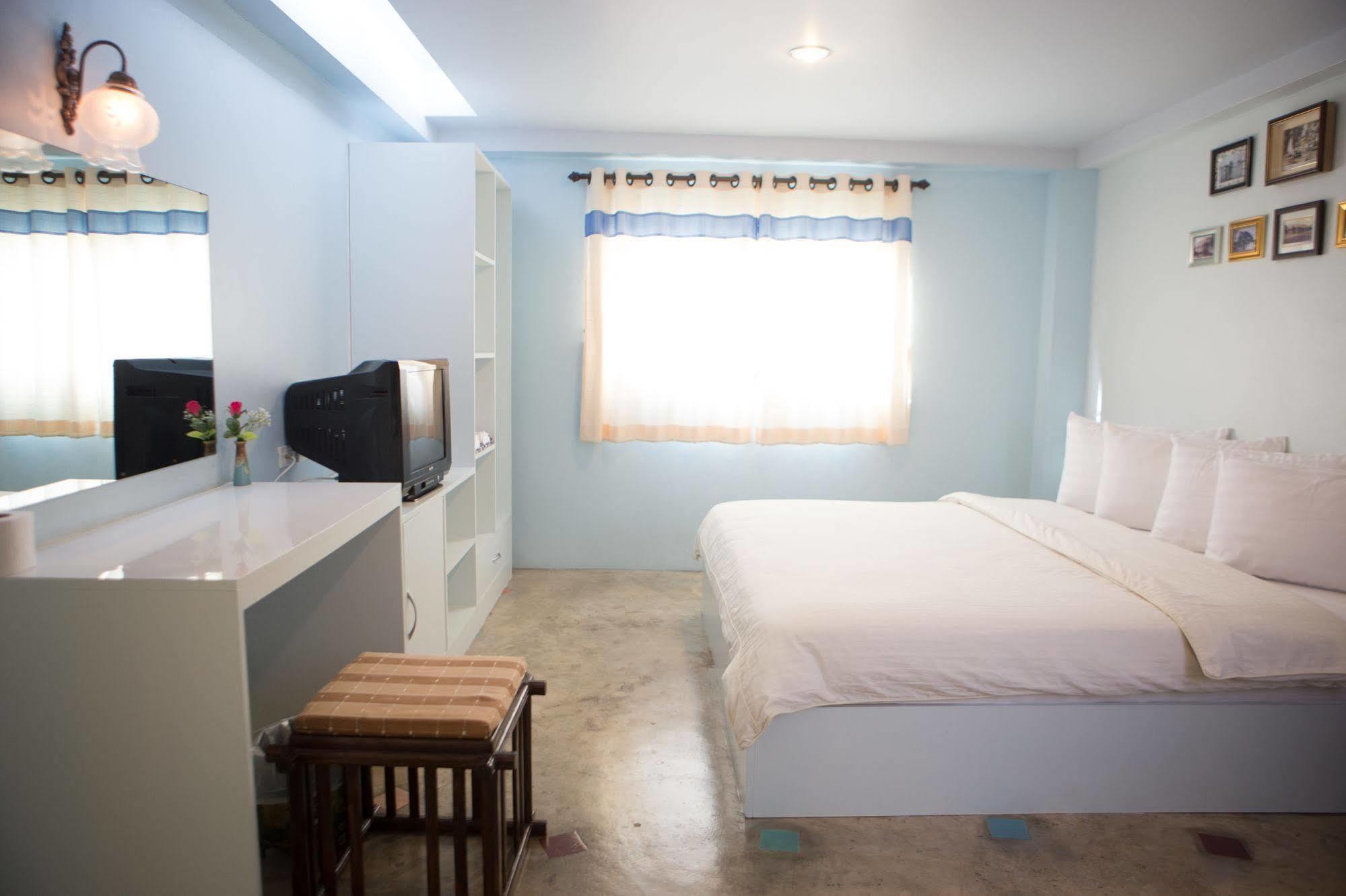 Dozy Lamoon House Hotell Chiang Mai Exteriör bild