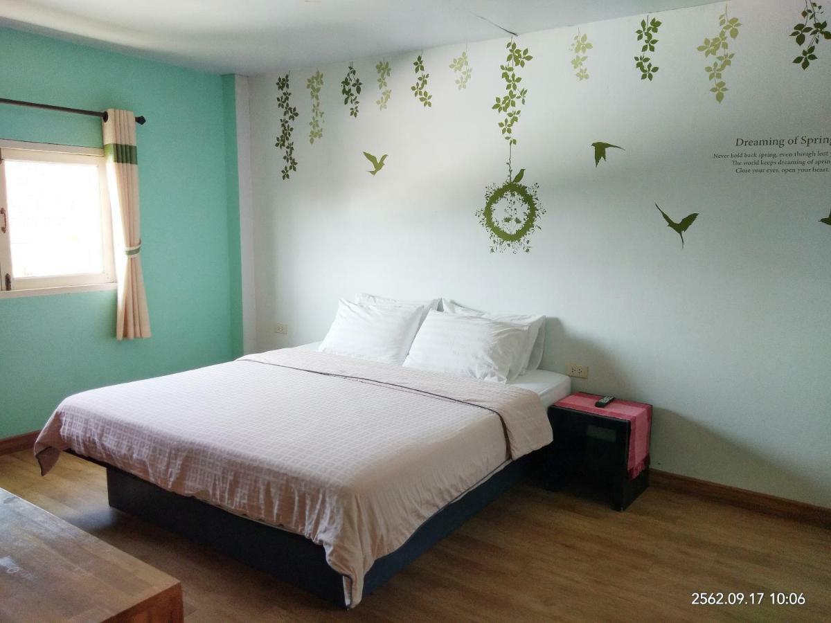 Dozy Lamoon House Hotell Chiang Mai Exteriör bild